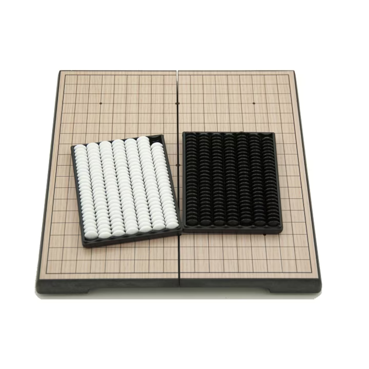 Joc de societate, strategie GO, magnetic, 19 x 19 linii, 360 piese, dimensiuni de calatorie 24 cm